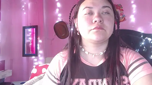 NikkiRous  online show from November 11, 2025, 12:49 pm