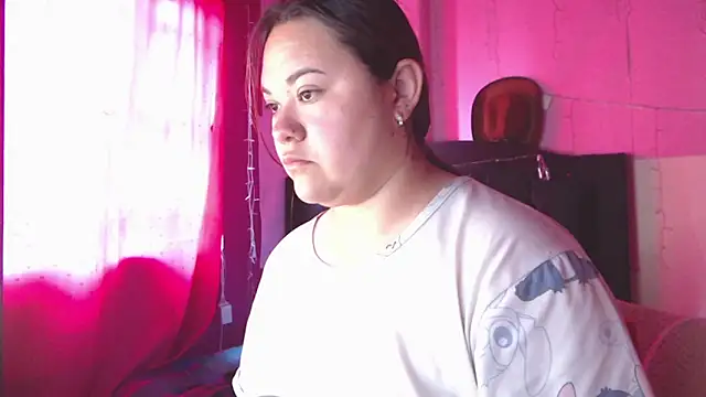 Snapshot of NikkiRous_ chatting on May 2, 2026, 1:38 pm NikkiRous online show from May 2, 2026, 1:38 pm
