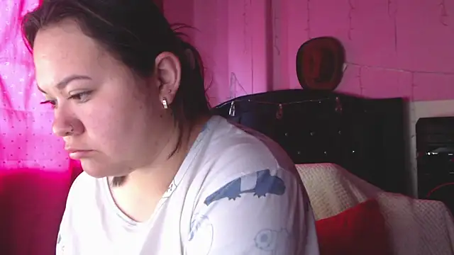 Snapshot of NikkiRous_ chatting on May 29, 2026, 12:36 pm NikkiRous online show from May 29, 2026, 12:36 pm