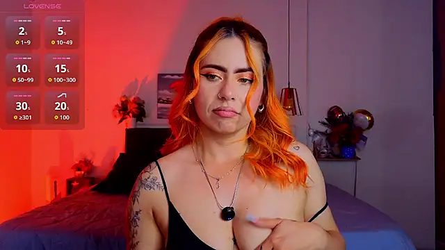 Snapshot of Dulce_charlottee chatting on September 22, 2025, 7:38 pm Dulce charlottee online show from September 22, 2025, 7:38 pm