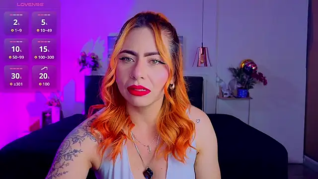 Snapshot of Dulce_charlottee chatting on September 29, 2025, 7:30 pm Dulce charlottee online show from September 29, 2025, 7:30 pm