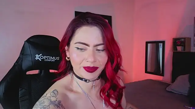 Dulce charlottee online show from April 15, 2026, 7:58 pm