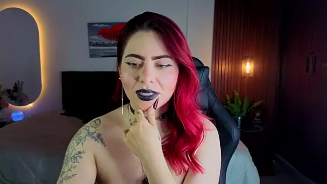 Snapshot of Dulce_charlottee chatting on May 21, 2026, 7:43 pm Dulce charlottee online show from May 21, 2026, 7:43 pm
