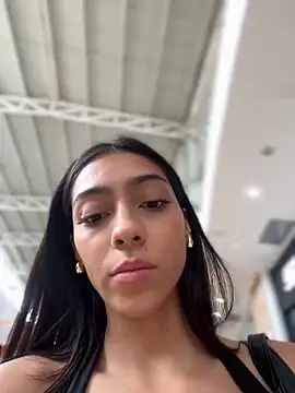 Ema azel online show from March 14, 2025, 7:01 pm