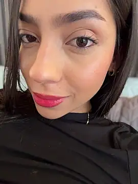 Snapshot of Ema_azel chatting on April 25, 2026, 1:52 pm Ema azel online show from April 25, 2026, 1:52 pm