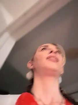 BrattyBae xo online show from October 31, 2025, 7:48 pm