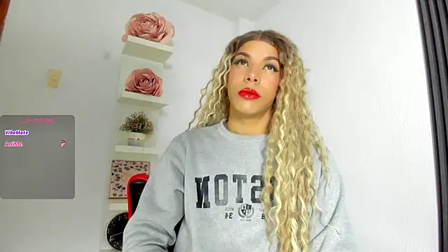 Giorgina Parado online show from April 21, 2026, 3:57 am