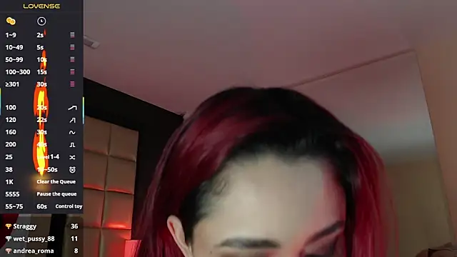 Snapshot of EvaaFoxxy1 chatting on February 26, 2025, 6:32 pm EvaaFoxxy1 online show from February 26, 2025, 6:32 pm