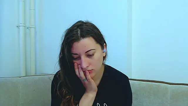 Helen Adams  online show from February 17, 2025, 6:31 am