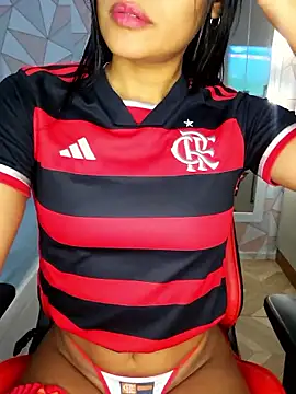 moreninhasilva online show from October 15, 2025, 10:32 pm