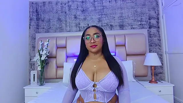 KateVenegas online show from January 17, 2025, 3:00 pm