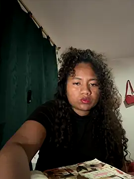 ChanelMillers  online show from September 28, 2025, 2:28 am