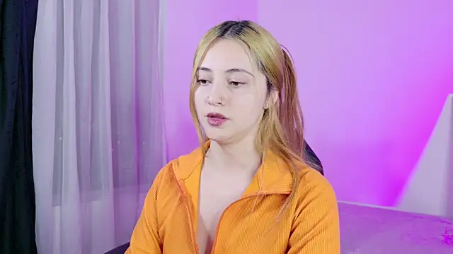 annie mora online show from June 4, 2026, 3:01 am