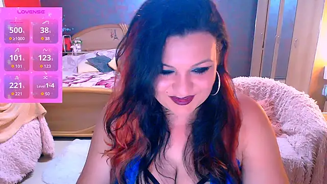 Ariellefoxy online show from May 5, 2026, 8:06 pm