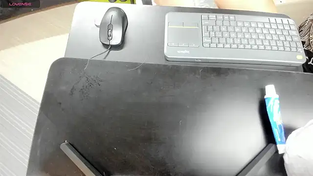 Anhell7 x online show from February 11, 2025, 7:48 pm