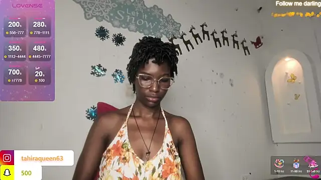 Snapshot of Tahira_21_ chatting on January 11, 2025, 7:16 pm Tahira 21 online show from January 11, 2025, 7:16 pm