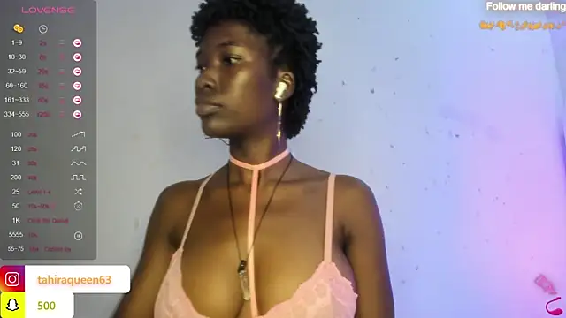 Snapshot of Tahira_21_ chatting on January 21, 2025, 10:51 pm Tahira 21 online show from January 21, 2025, 10:51 pm