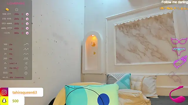 Snapshot of Tahira_21_ chatting on January 28, 2025, 10:23 pm Tahira 21 online show from January 28, 2025, 10:23 pm