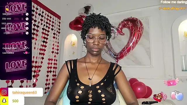 Snapshot of Tahira_21_ chatting on February 12, 2025, 9:43 pm Tahira 21 online show from February 12, 2025, 9:43 pm