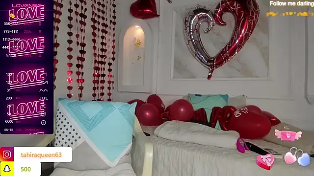 Snapshot of Tahira_21_ chatting on February 15, 2025, 7:17 pm Tahira 21 online show from February 15, 2025, 7:17 pm