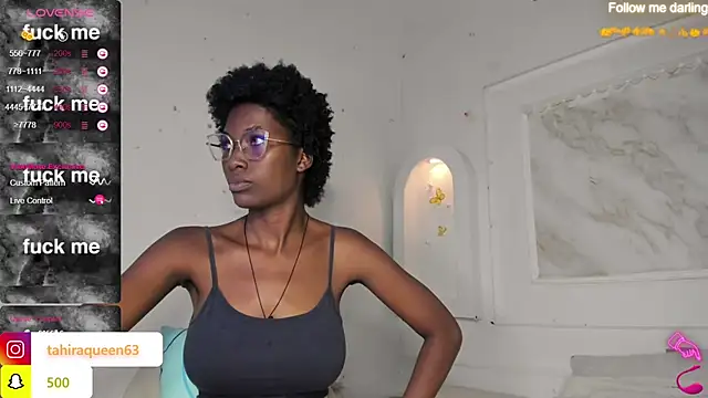 Snapshot of Tahira_21_ chatting on February 24, 2025, 10:47 pm Tahira 21 online show from February 24, 2025, 10:47 pm