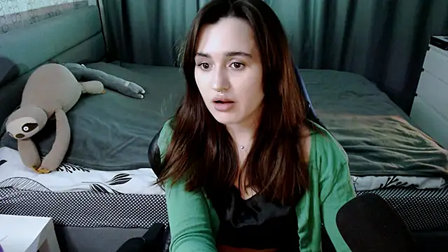 Snapshot of KiraYammy chatting on March 13, 2025, 10:43 pm KiraYammy online show from March 13, 2025, 10:43 pm