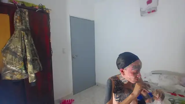 Snapshot of barbara_anal_squirt_ chatting on May 6, 2026, 1:03 am barbara anal squirt online show from May 6, 2026, 1:03 am