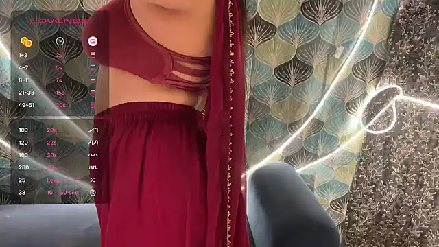 shuhana  online show from November 11, 2025, 2:22 am