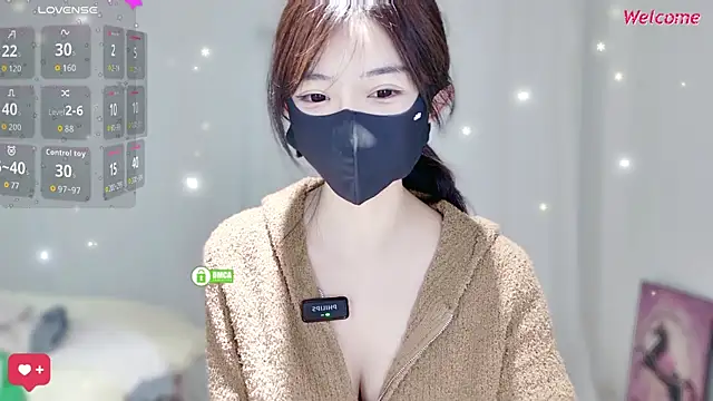 Snapshot of Duduludululu chatting on October 18, 2025, 5:10 am Duduludululu online show from October 18, 2025, 5:10 am