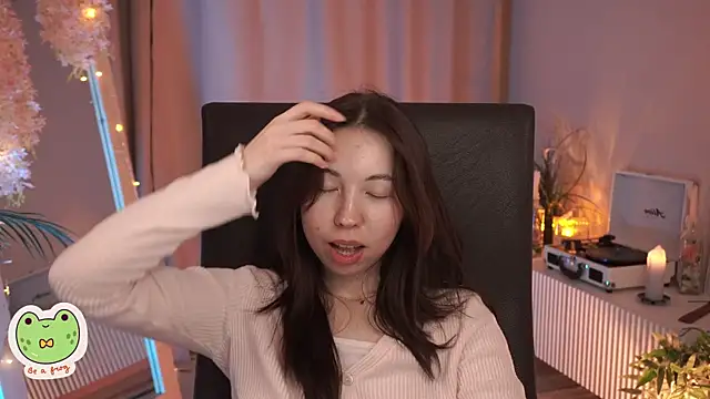 Sarah Son online show from March 9, 2025, 11:36 am