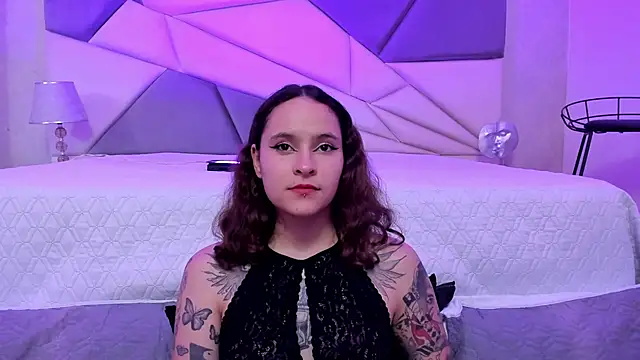 AnnyThompson  online show from January 24, 2025, 11:23 pm