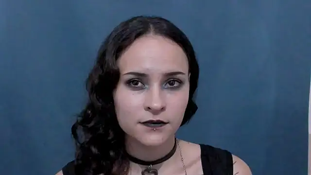 AnnyThompson  online show from April 14, 2026, 6:41 am