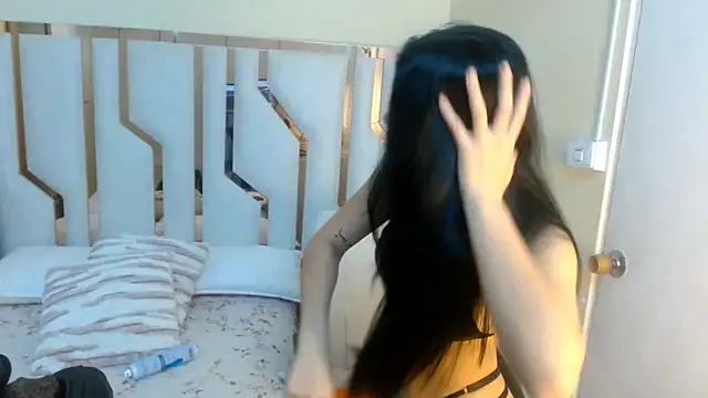 TifanyChill online show from February 2, 2026, 6:28 pm