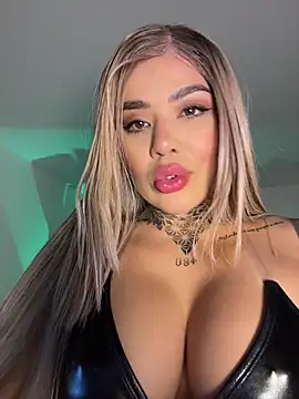 milaivanova online show from November 6, 2025, 11:33 am