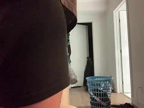 L0cKyseven77 online show from January 15, 2025, 1:02 am