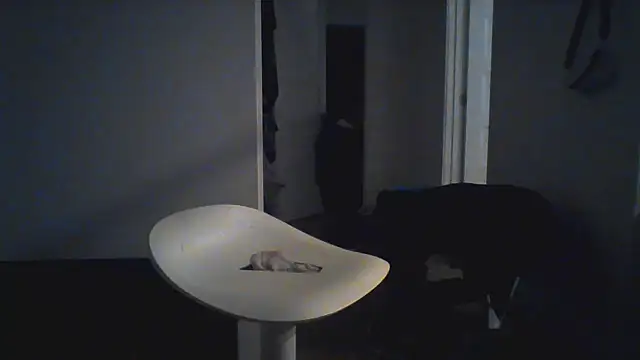 L0cKyseven77 online show from January 20, 2025, 4:10 am