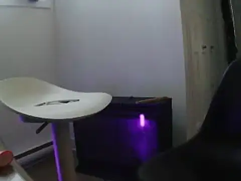 L0cKyseven77 online show from January 26, 2025, 5:44 pm