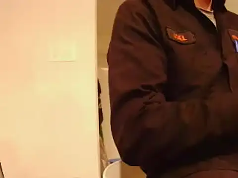 L0cKyseven77 online show from February 7, 2025, 2:19 am