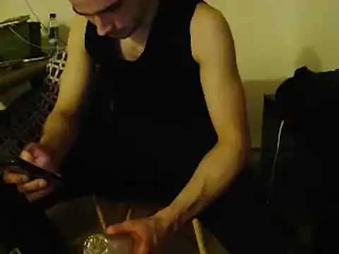 L0cKyseven77 online show from March 9, 2025, 5:55 am