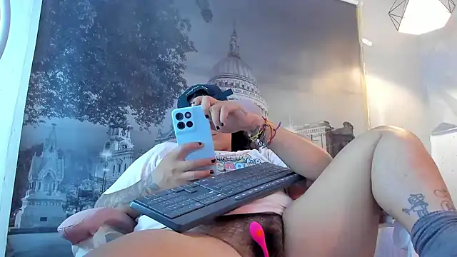 snowflake xxx online show from October 3, 2025, 3:25 am