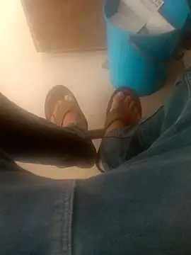 sexoooj online show from April 6, 2026, 8:59 am