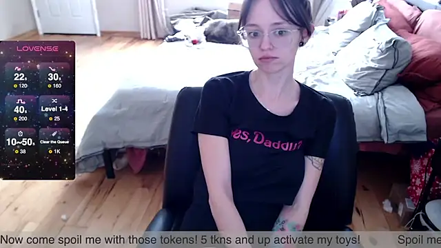 Plantbabeee online show from February 6, 2025, 5:40 pm