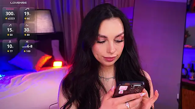 LunaNight online show from March 20, 2026, 8:25 pm