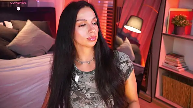 LunaNight online show from July 14, 2026, 2:05 am