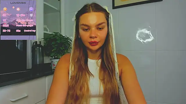 Molly sweetie online show from June 23, 2026, 6:44 am