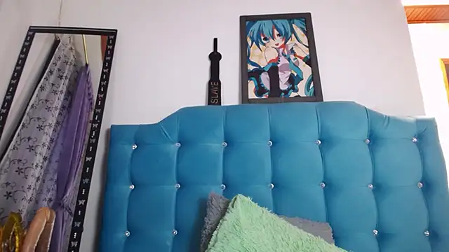 sweet skylove  online show from January 22, 2025, 3:51 pm