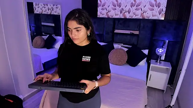 GiselOrtiz online show from July 16, 2026, 11:16 am