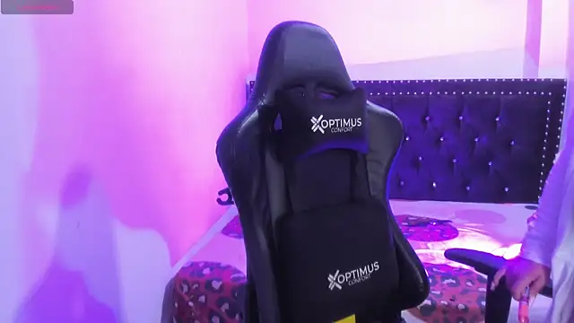 nahid sammur online show from March 5, 2025, 2:14 am