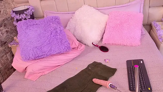 ZendayaGrey online show from March 15, 2025, 6:14 am