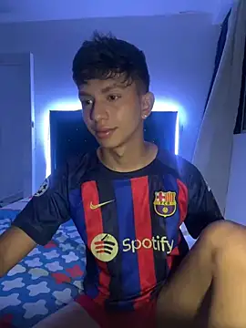 Leonarrrd 01 online show from March 7, 2025, 3:19 am